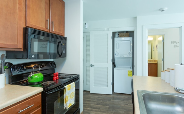 valentine commons off campus apartments just steps from nc state university full kitchen washer and dryer in every unit