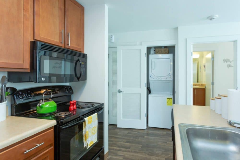 valentine commons off campus apartments just steps from nc state university full kitchen washer and dryer in every unit